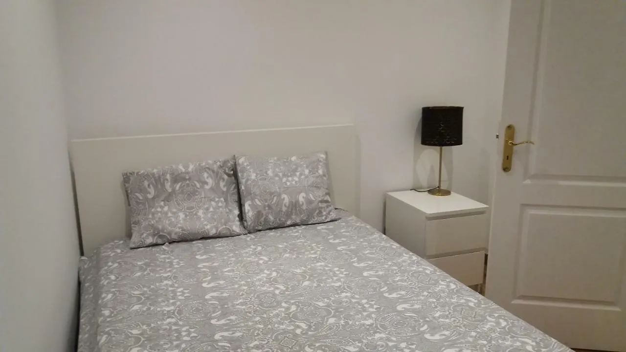 Ajuda - Lisbon Tram Line Apartamento